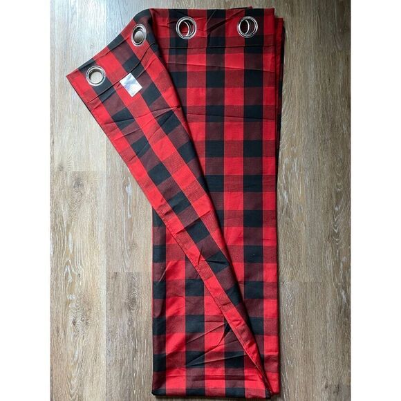 Buffalo Plaid Curtain Includes 2 panels - Picture 2 of 4